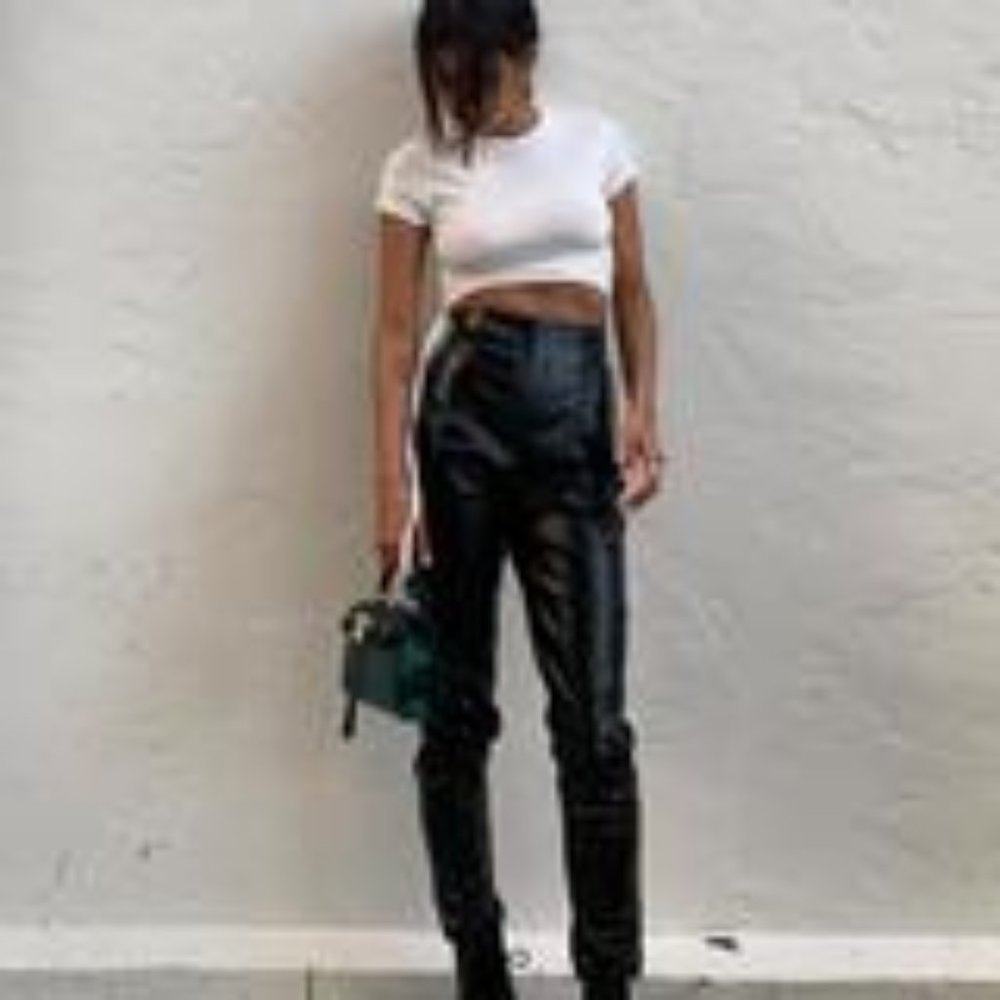 Lyra Pants in Black